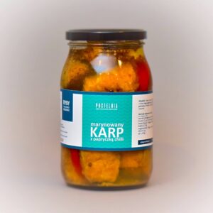 KARP MARYNOWANY Z PAPRYCZKĄ CHILLI